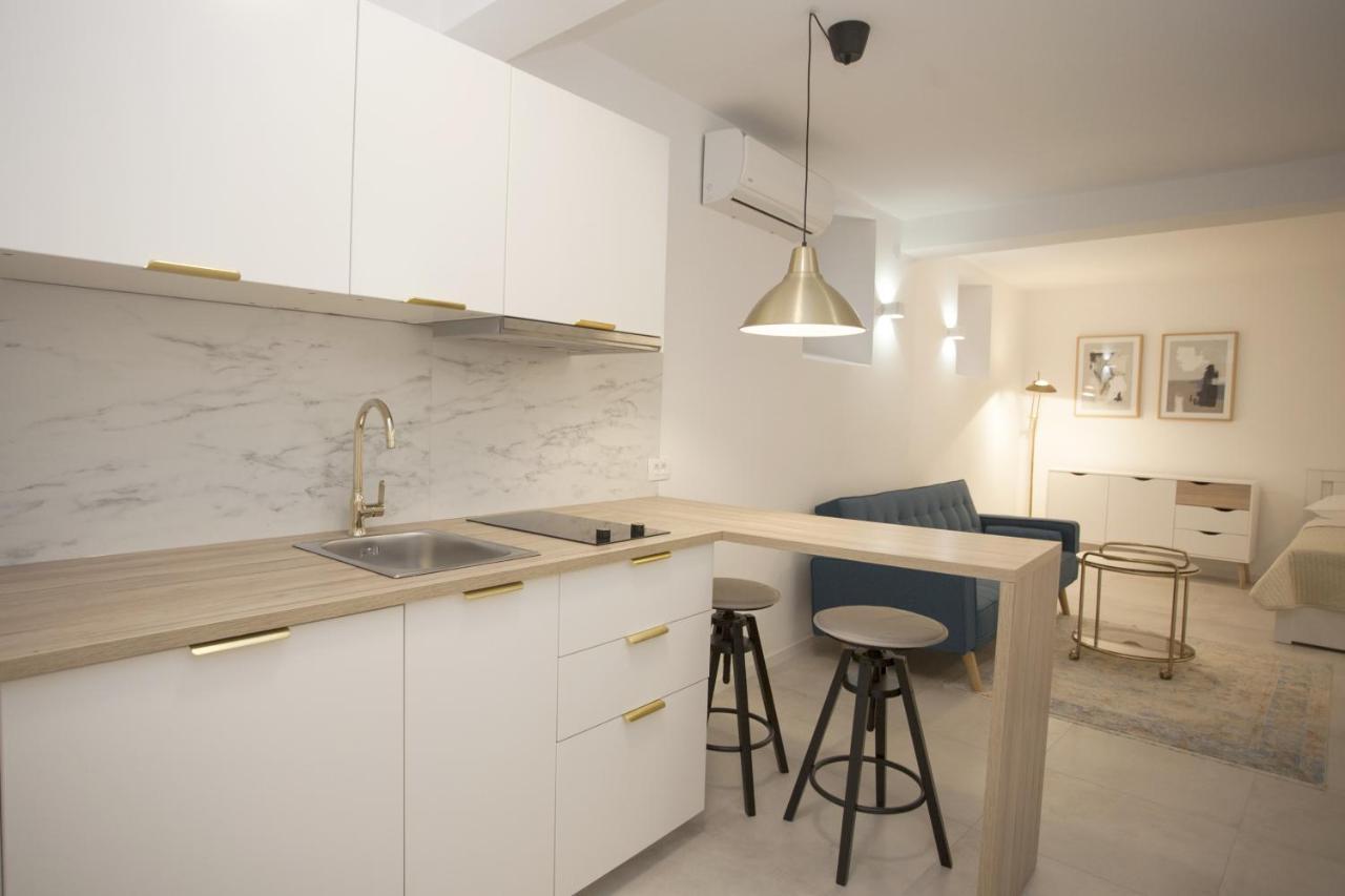 Studio Apartment Jon Split Bagian luar foto