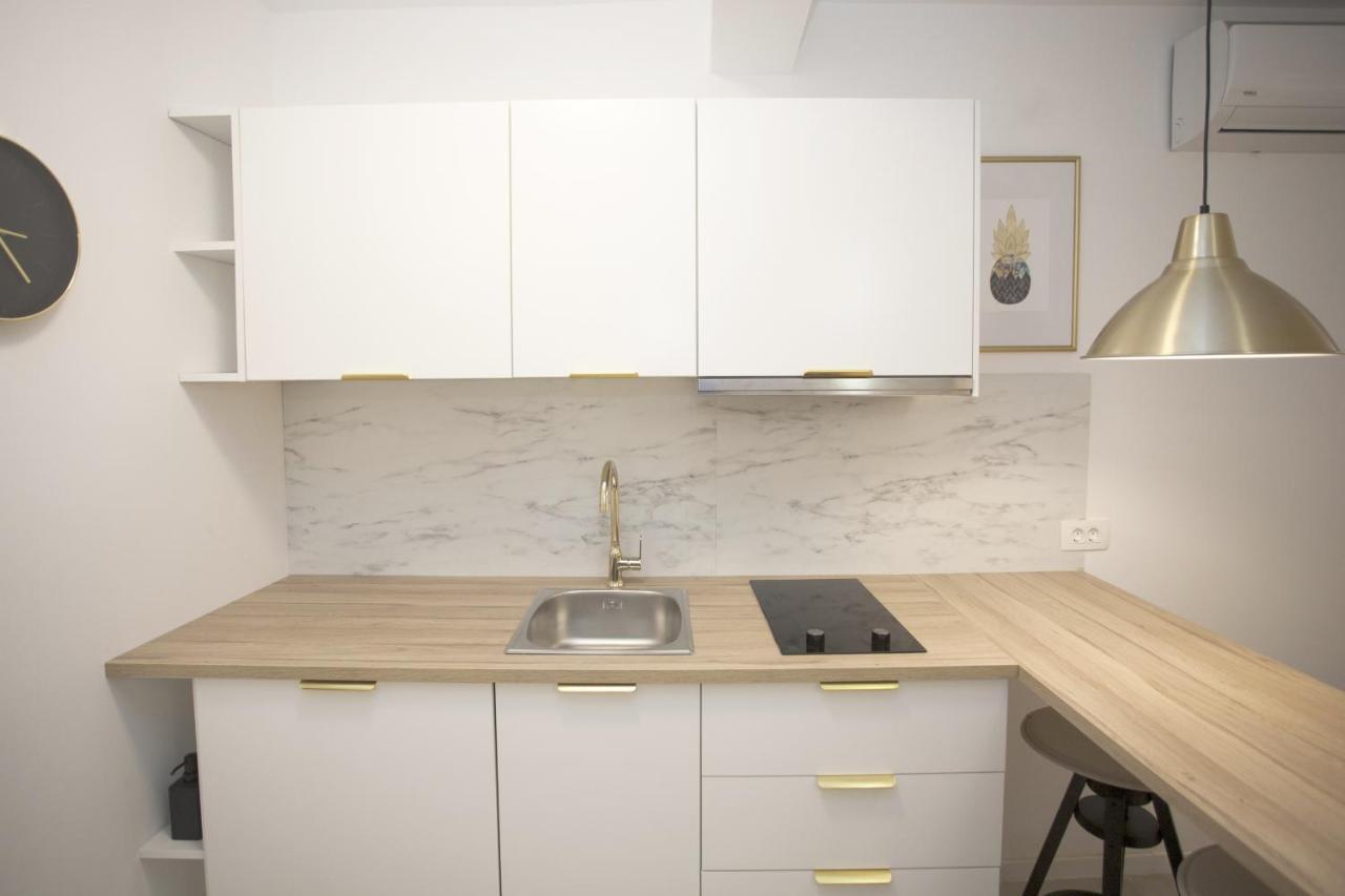 Studio Apartment Jon Split Bagian luar foto