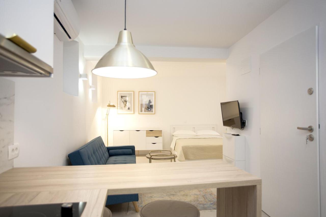 Studio Apartment Jon Split Bagian luar foto