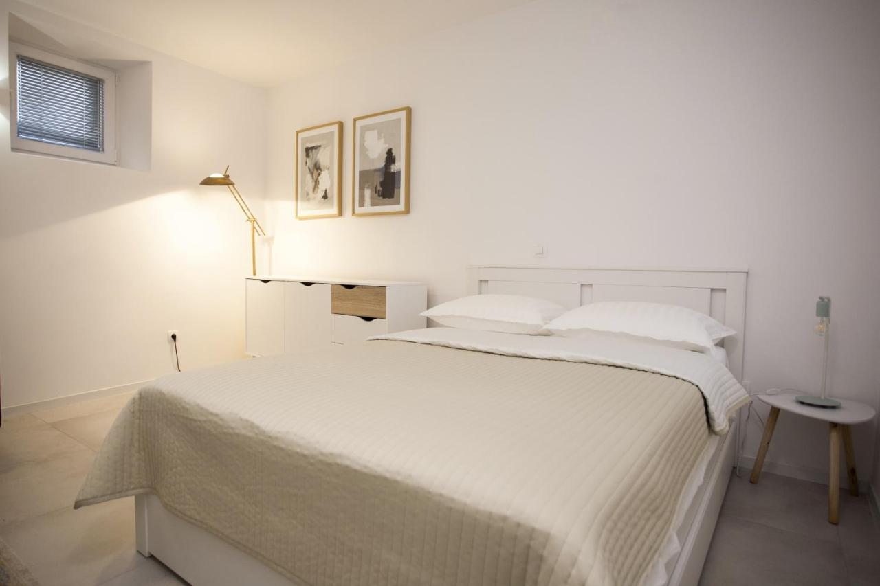 Studio Apartment Jon Split Bagian luar foto