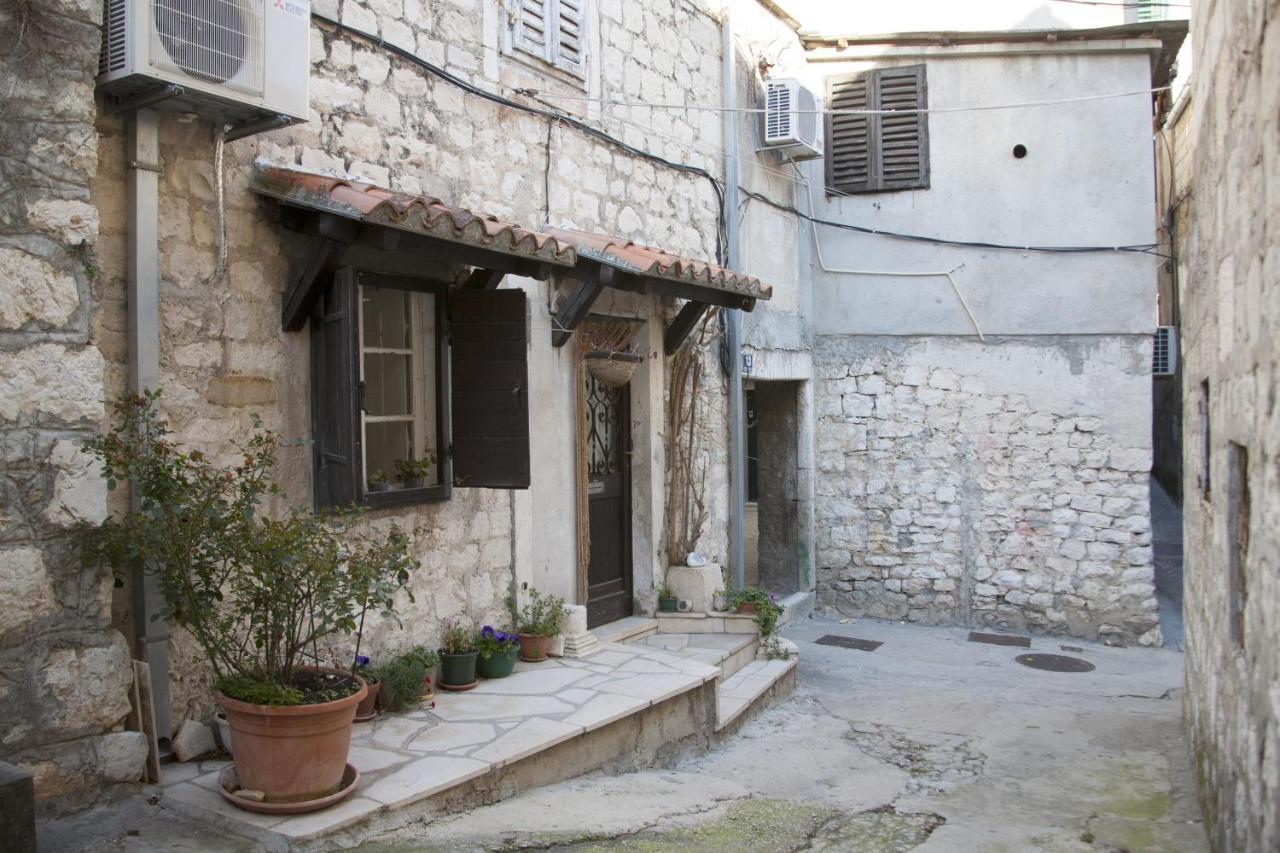 Studio Apartment Jon Split Bagian luar foto